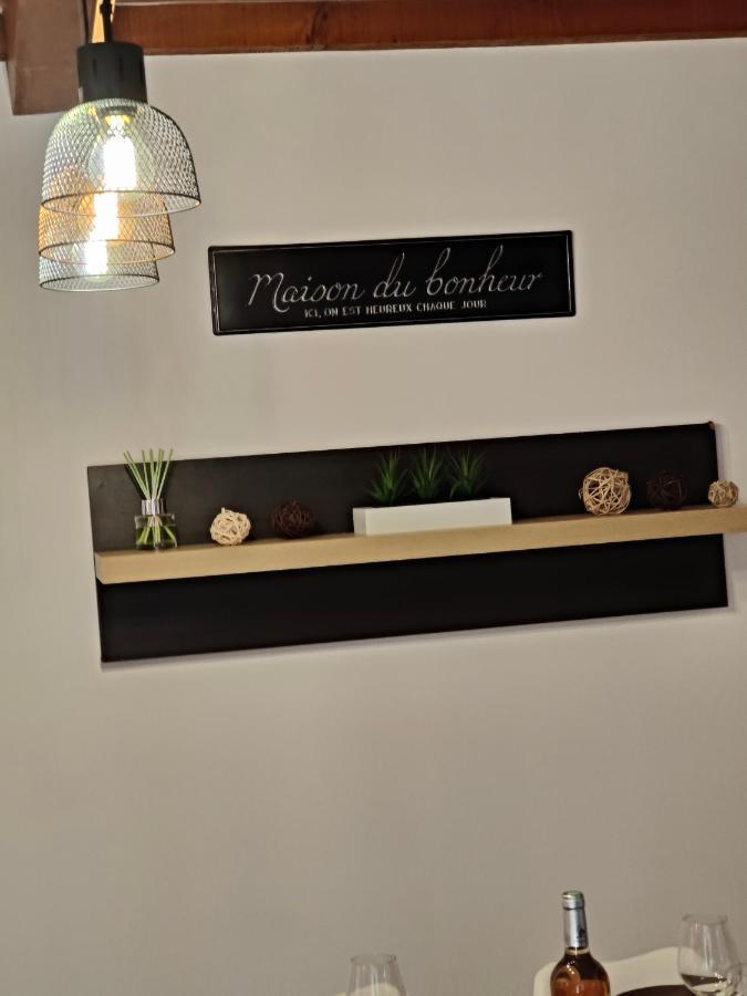 Gite Boutx 6 Personnes Avec Deux Lits Doubles Et 1 Canape Lit Exterior photo
