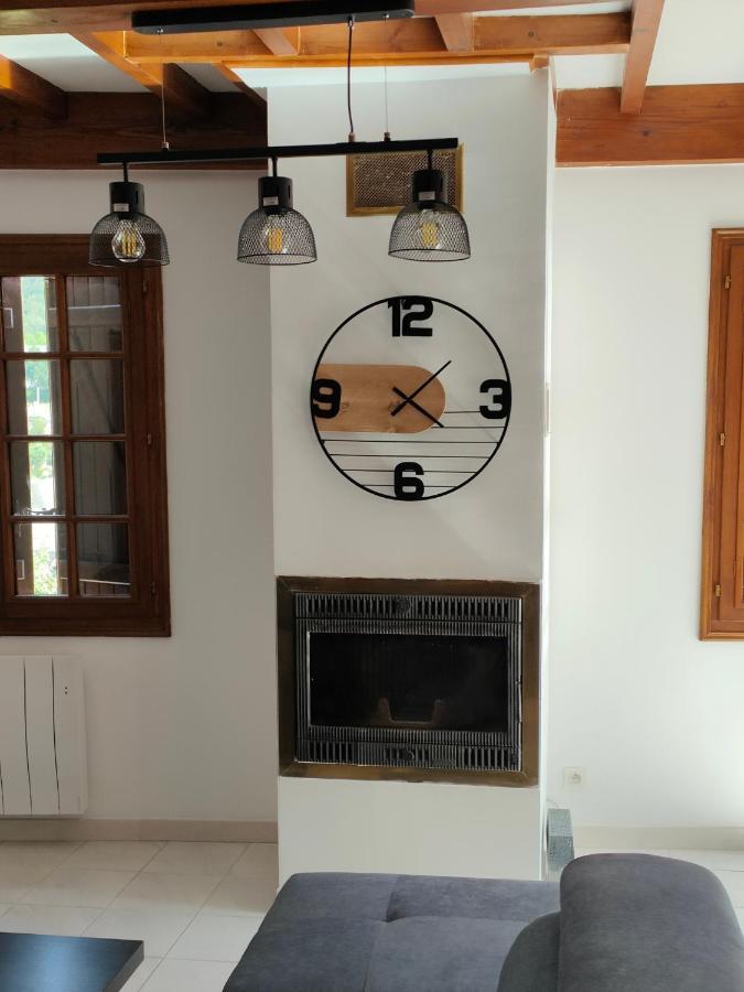 Gite Boutx 6 Personnes Avec Deux Lits Doubles Et 1 Canape Lit Exterior photo